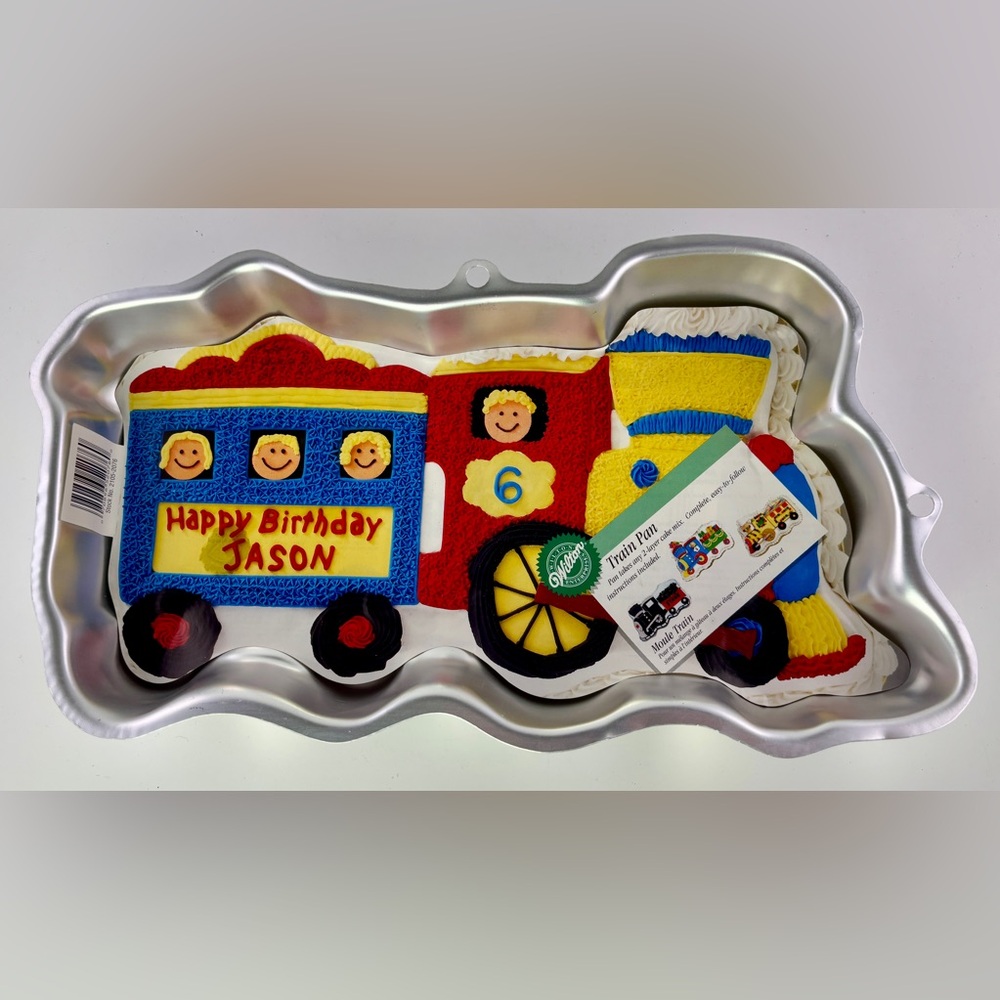 Wilton 2003 Train Locomotive Steam Engine Cake Pan 16” x 9”